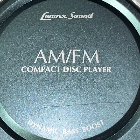 Lenoxx Sound CD-61 Programmable CD Compact Disc Player AM/FM Radio Receiver - Picture 2 of 7